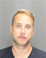 ZACHARY BENJAMIN ELLIS Photo / ZACHARY BENJAMIN ELLIS Images