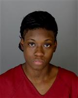 MIA OYAMA WHITE Photo / MIA OYAMA WHITE Images